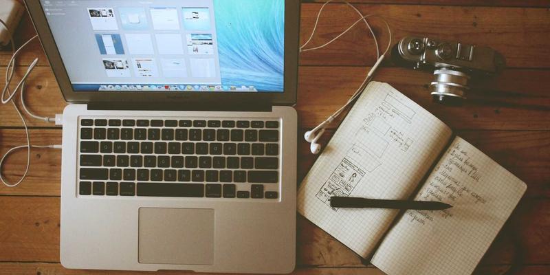 从涂鸦艺术到声音工程：合成器与采样的跨界创作指南